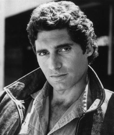 Michael Nouri Biography, Age, Height, Wife, Net。